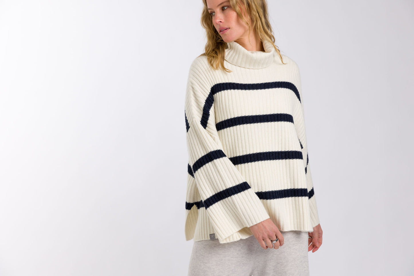 Divine Stripe Rib Pull Over