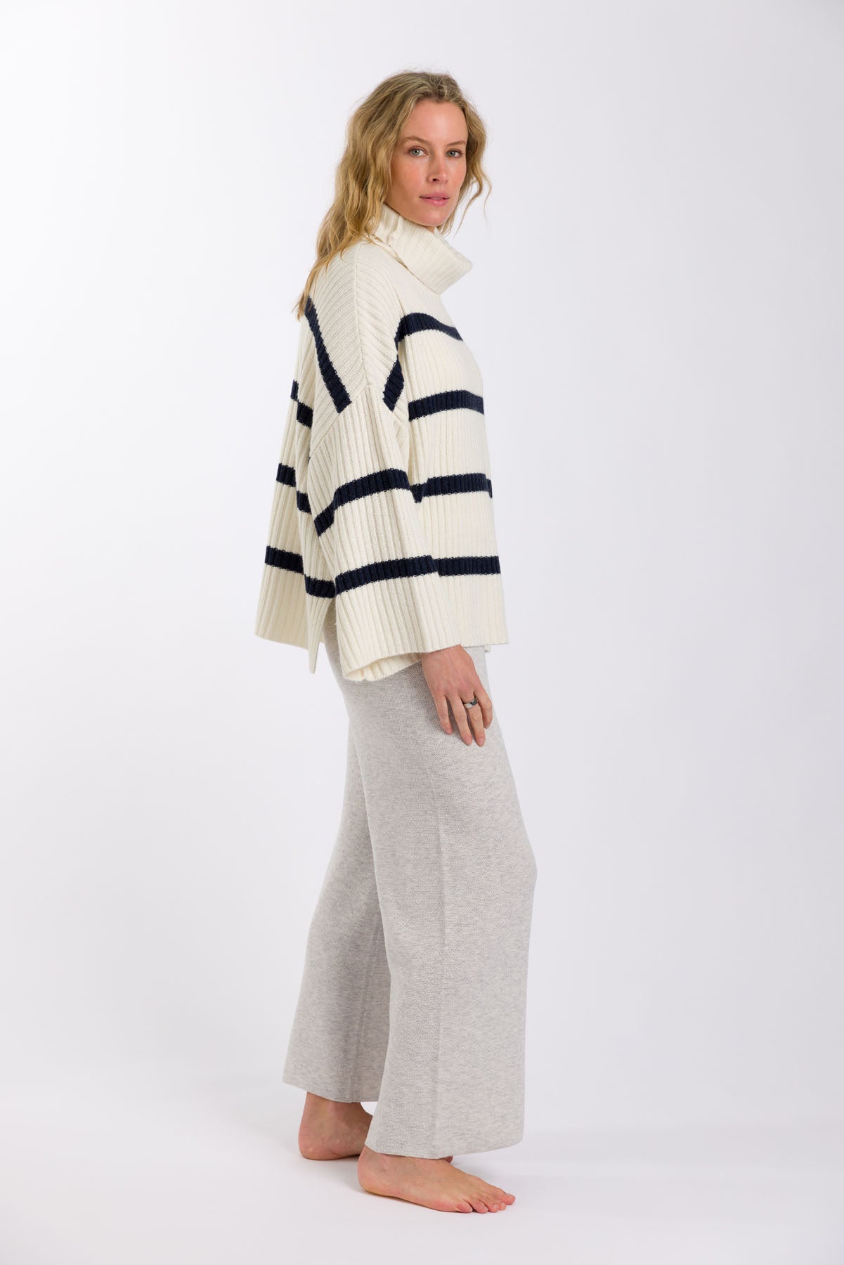 Divine Stripe Rib Pull Over