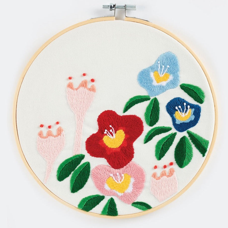 Embroidery Kit - Foral