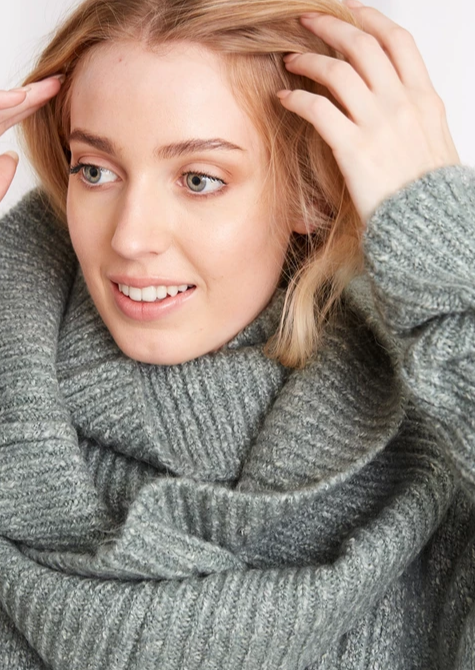 Dreams Infinity Scarf